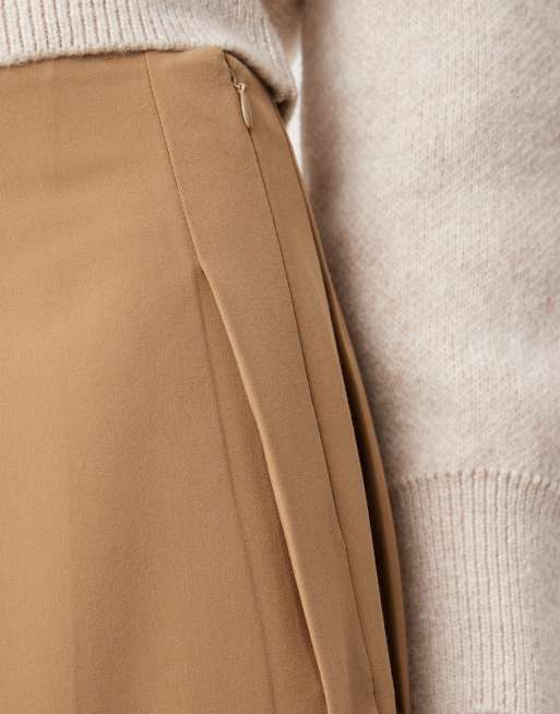 ASOS DESIGN – Dopasowana plisowana spódnica mini w camelowym kolorze, 3 z 5