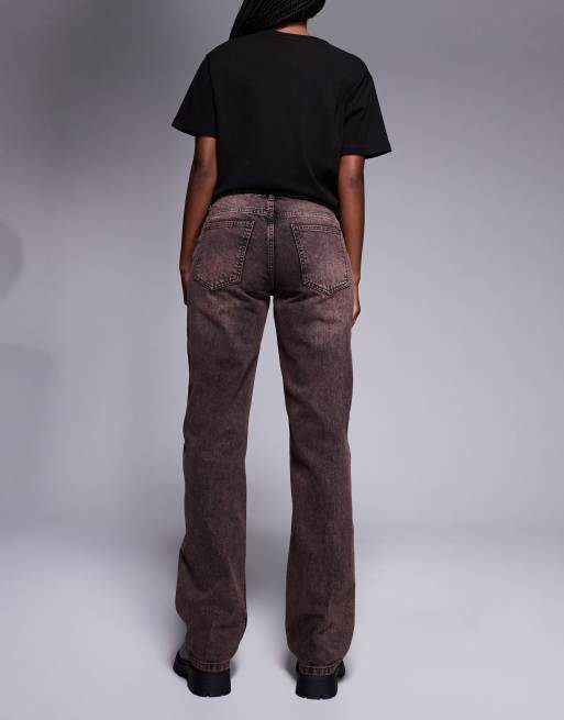 ASOS DESIGN – Dopasowane brązowe jeansy z niskim stanem i cieniowaniem, 3 z 5