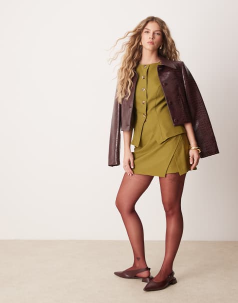 ASOS DESIGN – Dopasowane kopertowe spódnicospodnie mini w kolorze oliwkowym - view 1
