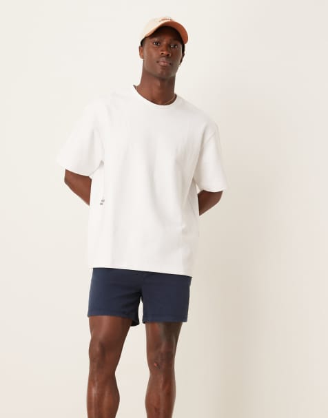 ASOS DESIGN – Dopasowane krótkie szorty chinosy w granatowym kolorze - view 1