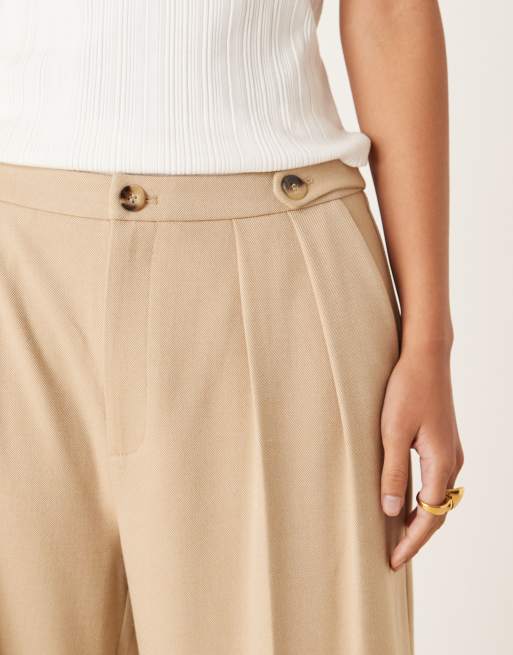 ASOS DESIGN – Dopasowane piaskowe spodnie z szerokimi nogawkami i zakładkami, 3 z 5