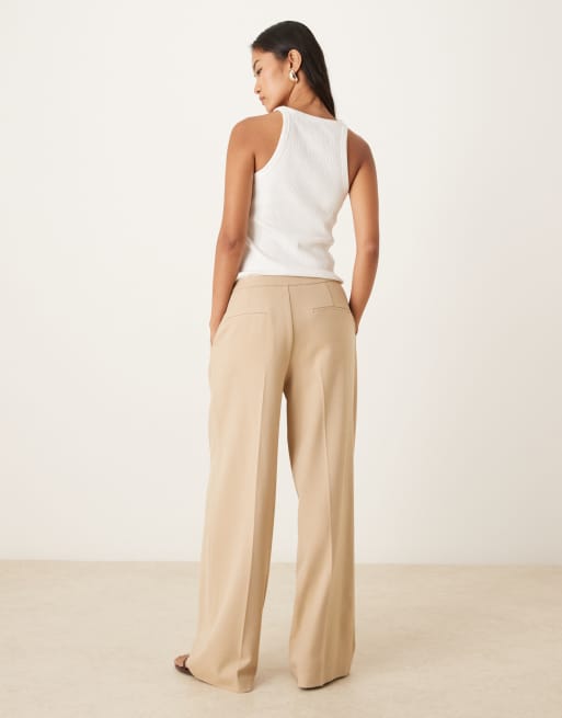 ASOS DESIGN – Dopasowane piaskowe spodnie z szerokimi nogawkami i zakładkami, 4 z 5