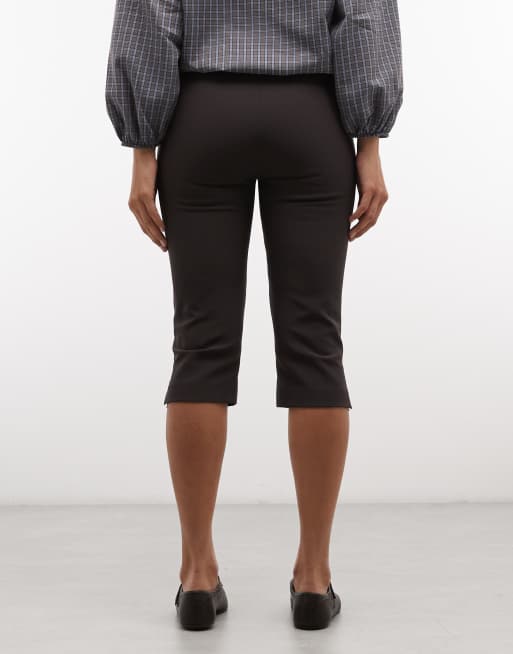ASOS DESIGN dopasowane spodnie capri z wysokim stanem, 3 z 5