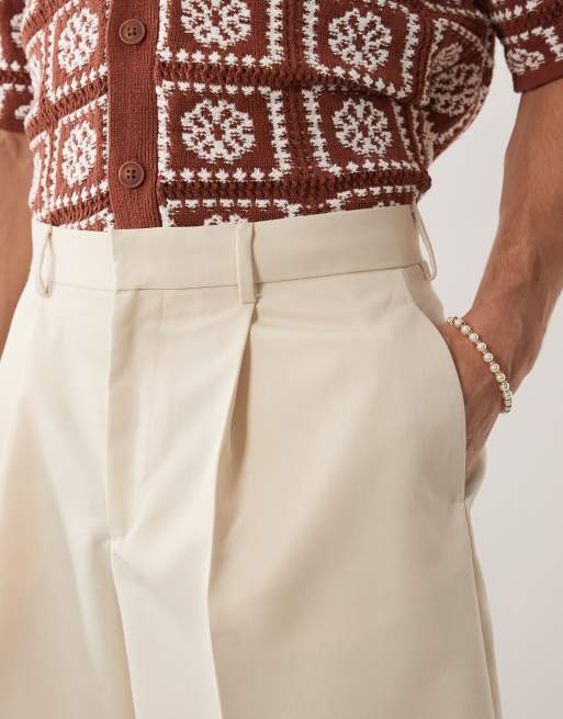 ASOS DESIGN – Dopasowane szorty bermudy z zakładkami w kolorze écru, 5 z 9
