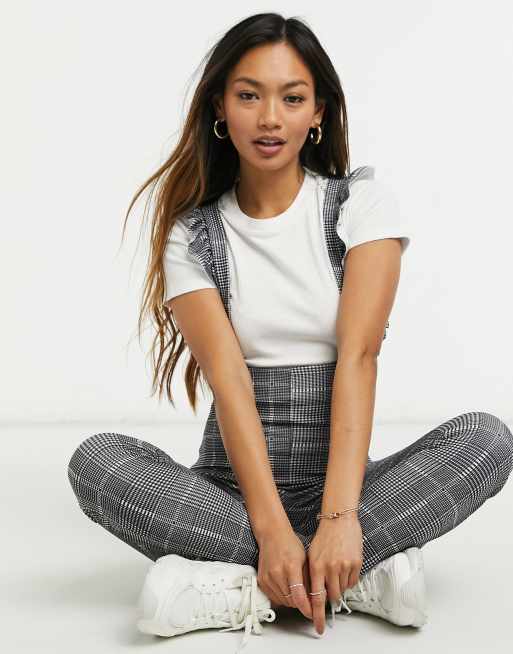 ASOS DESIGN – Dopasowany kombinezon na szelkach z falbanką i wzorem w kratę, 4 z 4