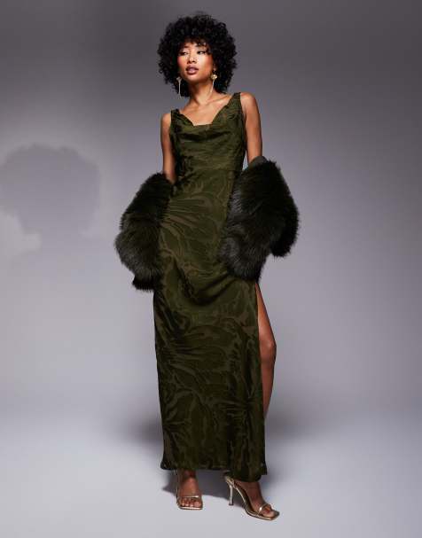 ASOS DESIGN – Doppellagiges Maxikleid in dunklem Khaki mit Wasserfallausschnitt, Ausbrennermuster und Schnürdetail - view 1
