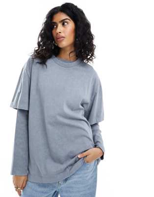 ASOS Design - Doppellagiges Oversize-T-Shirt in verwaschenem Grau