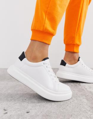 ASOS DESIGN - Doro - Sneakers stringate bianche con suola spessa | ASOS