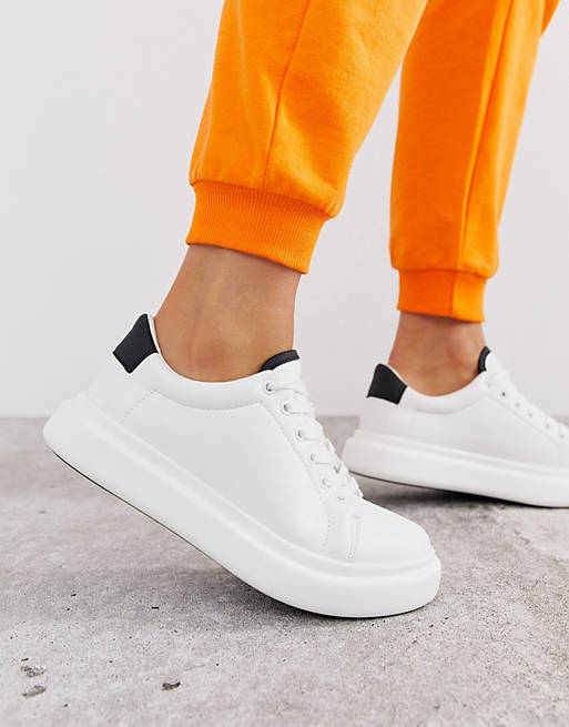 ASOS DESIGN – Doro – Weiße Sneaker zum Schnüren mit dicker Profilsohle