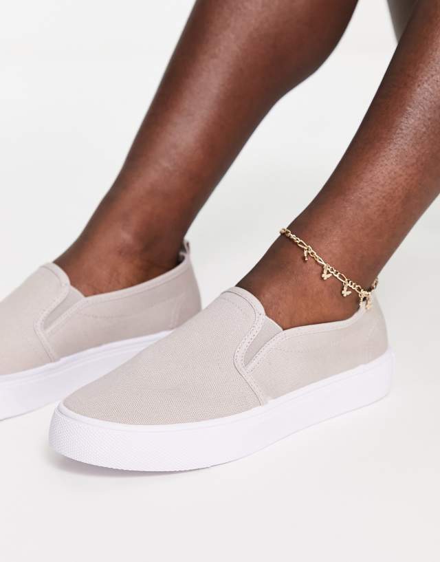 ASOS DESIGN Dotty slip on plimsolls in gray