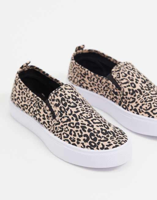 ASOS DESIGN – Dotty – Stoffslipper mit Leopardenmuster | ASOS