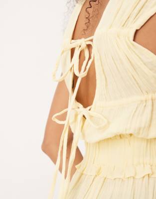 ASOS DESIGN - Combishort froncé double épaisseur en crépon - Babeurre