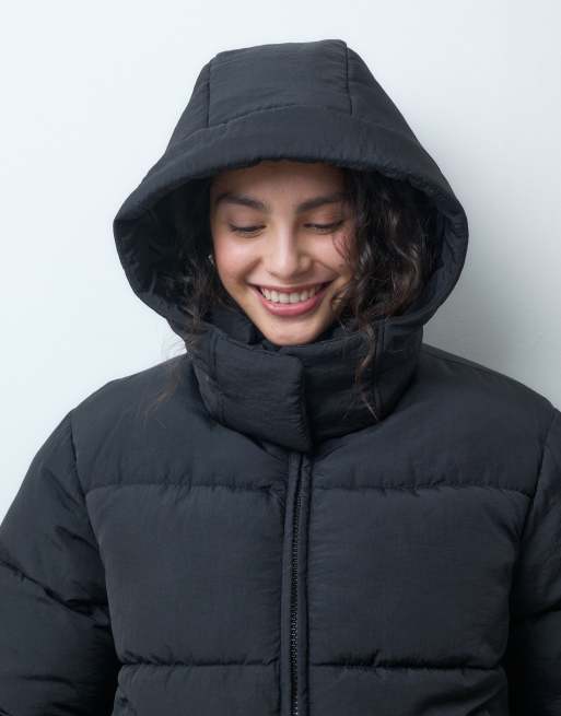 ASOS DESIGN doudoune courte à capuche noire, 4 de 4