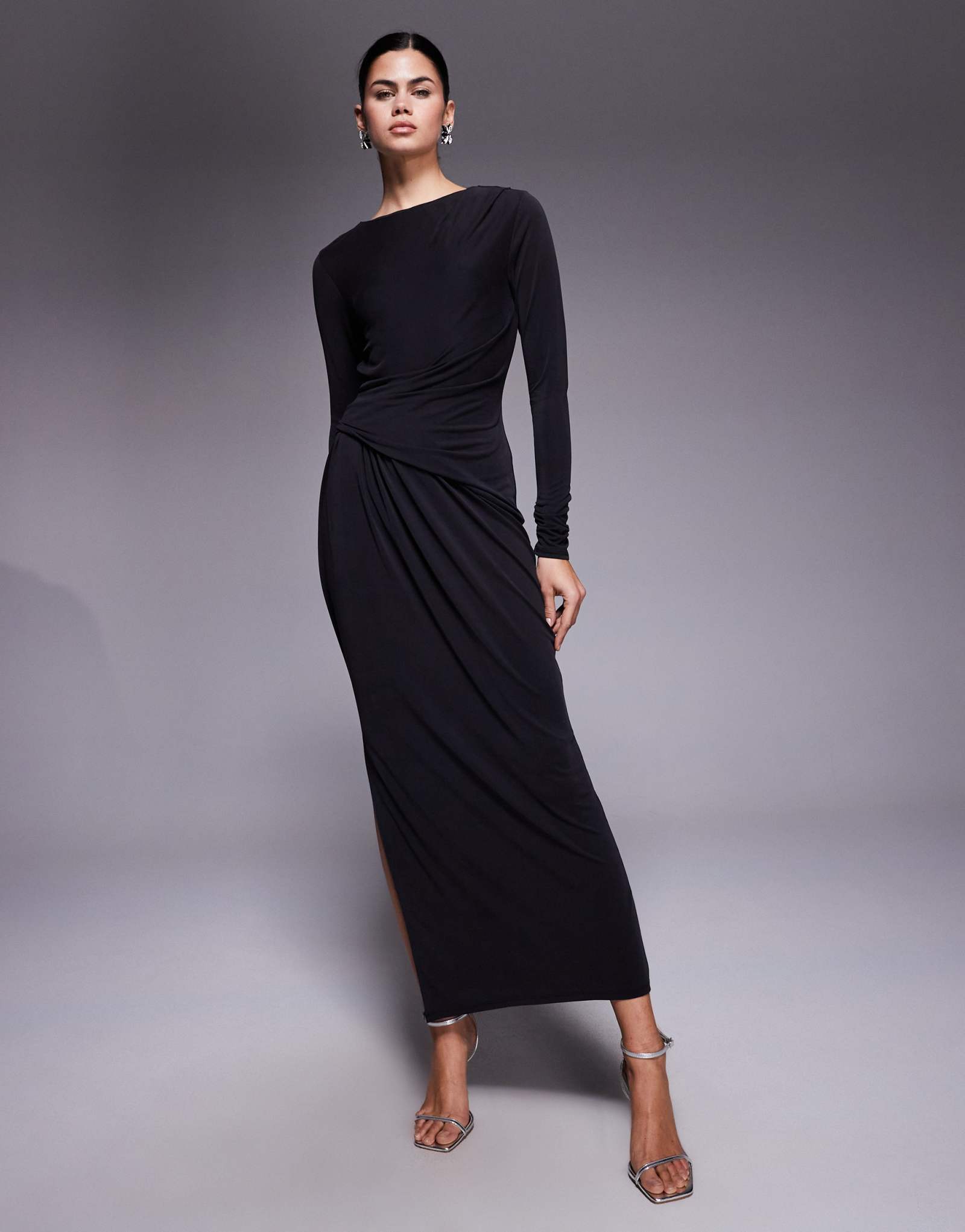 Скромное макси-платье с драпировкой ASOS DESIGN из модального джерси черного цвета