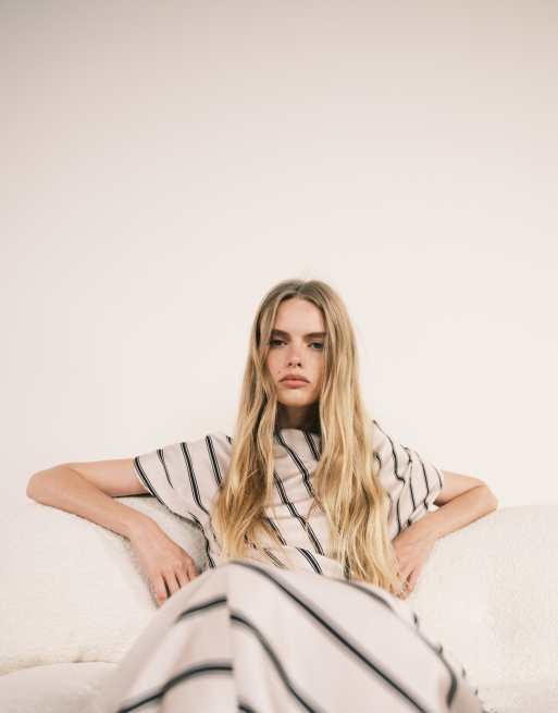 ASOS DESIGN - Draperet maxikjole med striber og asymmetrisk hals, 2 af 5