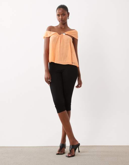 ASOS DESIGN draperet mesh bandeau-top med hardware-detalje i fersken, 2 af 4