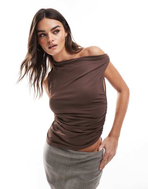 ASOS DESIGN - Draperet og chokoladebrun top i polyamid