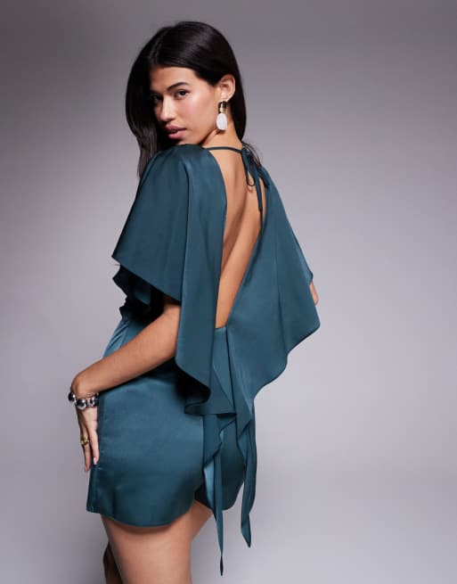 ASOS DESIGN – Drapierter Satin-Playsuit in Schiefergrau mit Skort und Cape-Rückseite, 2 von 4