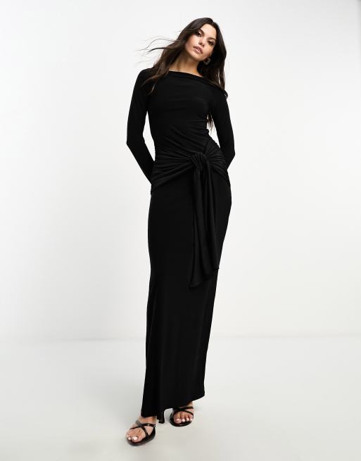 ASOS DESIGN Drapiertes Maxikleid in Schwarz mit Bindegurtel vorne