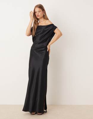 ASOS DESIGN - Drapiertes, schulterfreies Maxikleid in Schwarz-Weiß