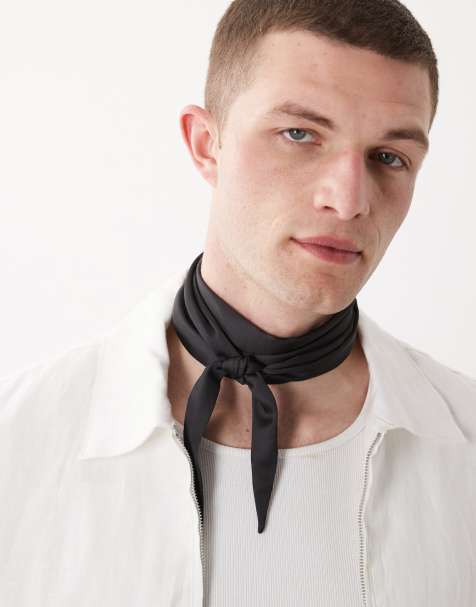 ASOS DESIGN – Dreieckiges Halstuch aus Satin in Schwarz - view 1
