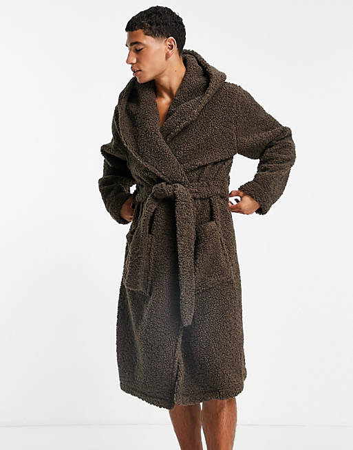 Men dressing gown in brown borg 