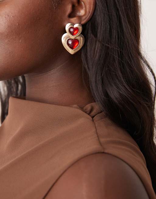 ASOS DESIGN drop earrings with double resin heart detail in gold tone, 3 of 3
