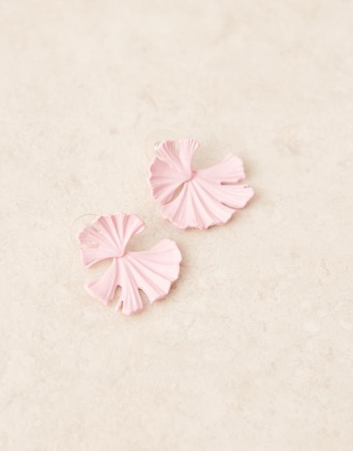 ASOS DESIGN drop earrings with textured leaf designs in pastel pink, 2 of 3