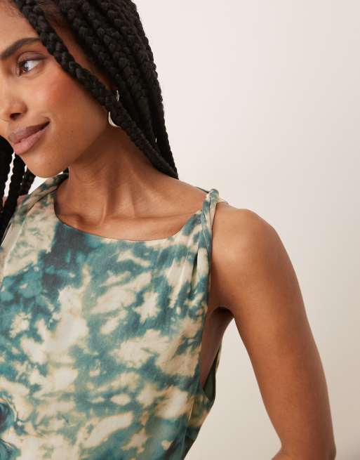 ASOS DESIGN dropped waist maxi dress with full godet hem in blurred print, 3 of 4