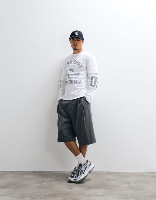 ASOS DESIGN dubbellaags relaxed T-shirt met tekstprint in wit, 2 van 5