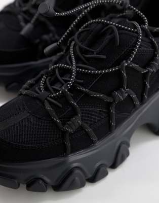 chunky hiker trainers