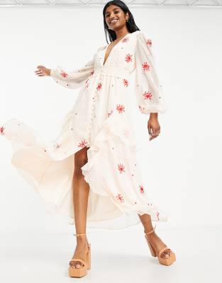 ASOS DESIGN - Durchgeknöpftes Midi-Freizeitkleid in Beige und Rot mit All-over-Stickerei und Raffung in der Taille-Neutr...