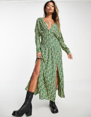 ASOS DESIGN - Durchgeknöpftes Midi-Freizeitkleid in Grün mit Fledermausärmeln und Gänseblümchenmuster-Bunt