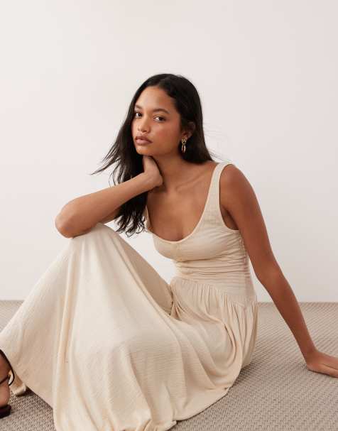ASOS DESIGN – Durchgeknöpftes Midikleid in Steinbeige mit Knitterstruktur - view 1