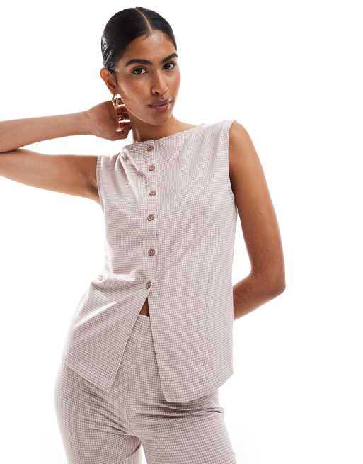ASOS DESIGN – Durchgeknöpftes Tanktop in Braun mit Vichykaros