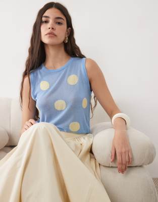 Durchscheinendes Feinstrick-Tanktop in Blau mit Polka Dots-Mehrfarbig Mehrfarbig XS
