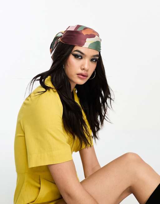 ASOS DESIGN – Duża chusta na głowę w abstrakcyny wzór