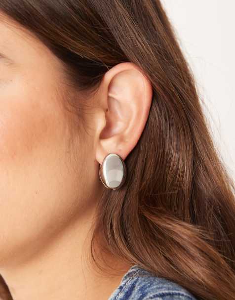 ASOS DESIGN – Duże kolczyki wkrętki o płaskim owalnym kształcie w kolorze srebra - view 1