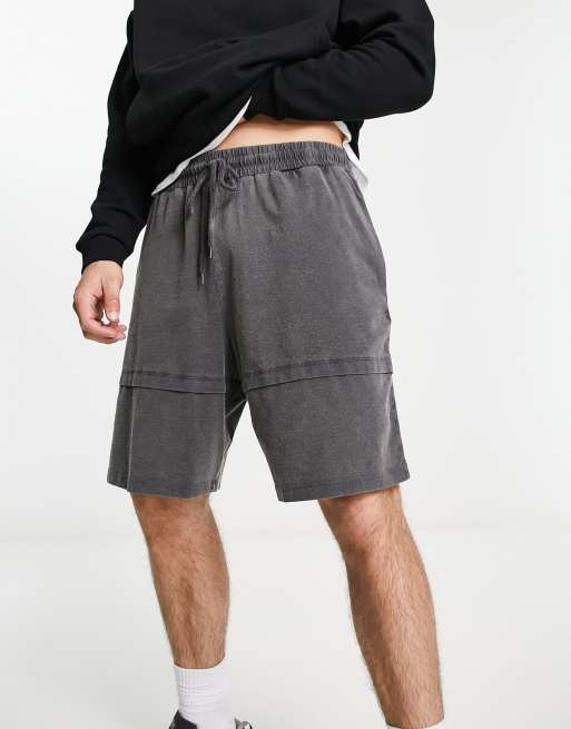 ASOS DESIGN – Dwuwarstwowe szorty oversize w spranym czarnym kolorze