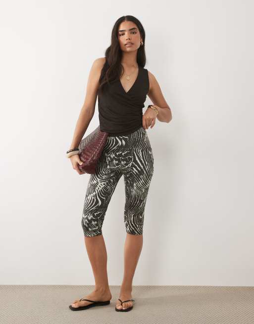 ASOS DESIGN – Dżersejowe legginsy capri w paski zebry, 2 z 5
