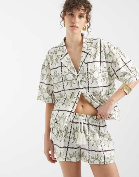ASOS DESIGN – Dżersejowe szorty z haftem angielskim i nadrukiem w słońca - view 1