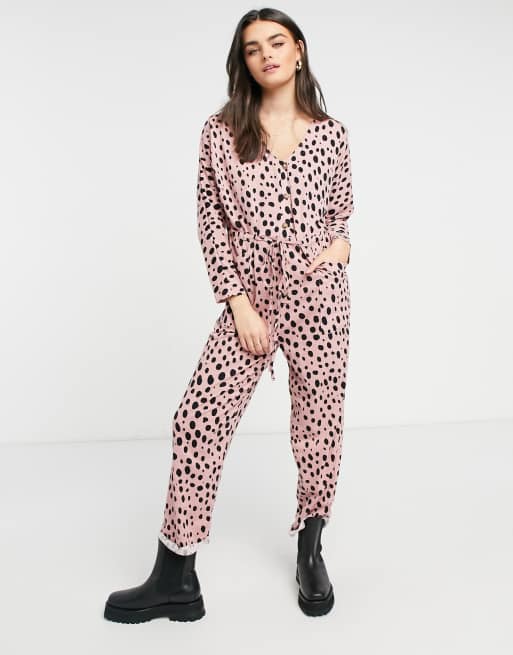 ASOS DESIGN – Dżersejowy kombinezon z nadrukiem w zwierzęcy wzór, wiązaniem w talii i guzikami z przodu