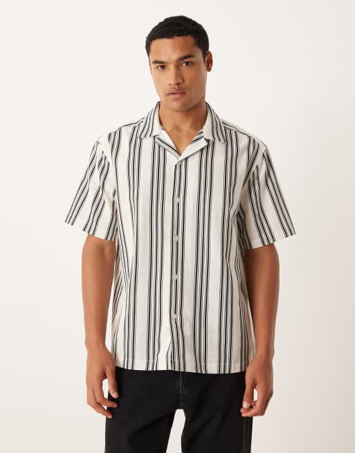 ASOS DESIGN – Dzianinowa koszula w beżowo-czarne paski o luźnym kroju z kubańskim kołnierzykiem