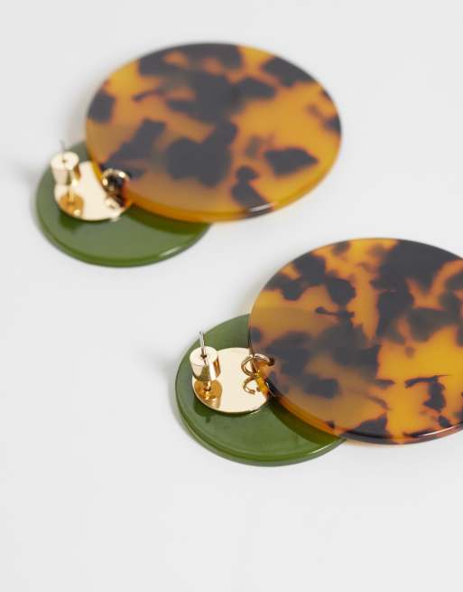 ASOS DESIGN earrings with double drop faux-shell discs in green and tort resin, 3 of 5