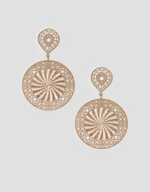 ASOS DESIGN earrings with filigree discs in gold
