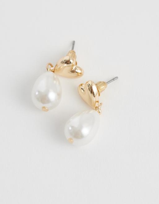 ASOS DESIGN earrings with mini heart and faux pearl drop design in gold tone, 3 of 4