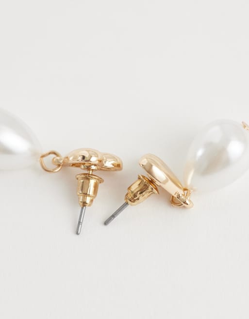 ASOS DESIGN earrings with mini heart and faux pearl drop design in gold tone, 4 of 4