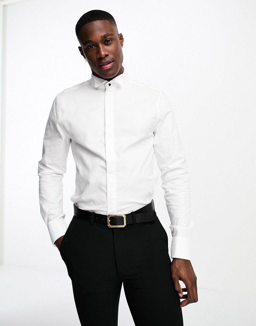ASOS DESIGN easy iron regular formal shirt with wing collar in textured oxford fabric-White