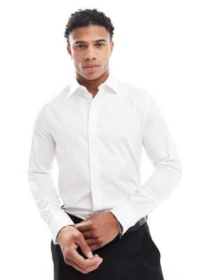 ASOS DESIGN easy iron slim shirt with cutaway collar in white φωτογραφία