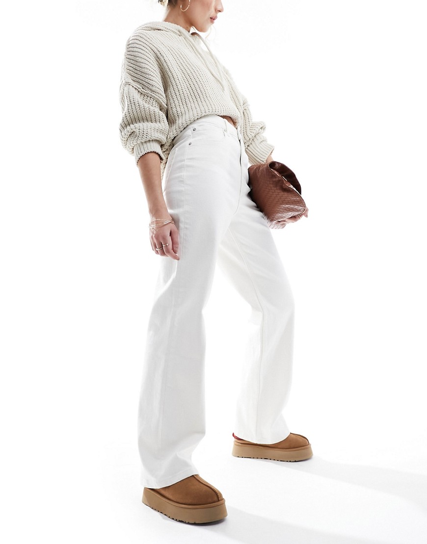 easy straight jeans in neutral